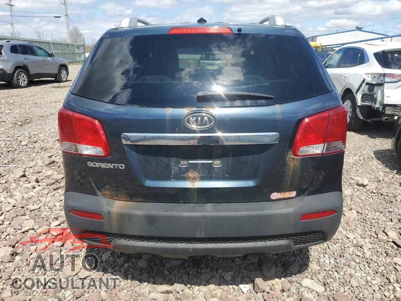 KIA SORENTO 2011 - 5XYKTDA21BG068487