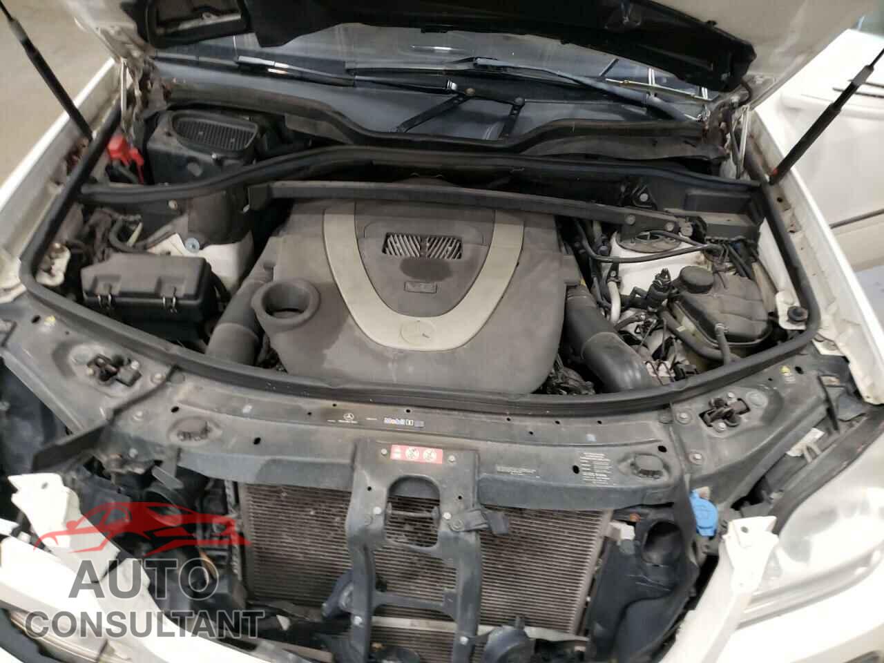 MERCEDES-BENZ GL-CLASS 2011 - 4JGBF7BE2BA690089