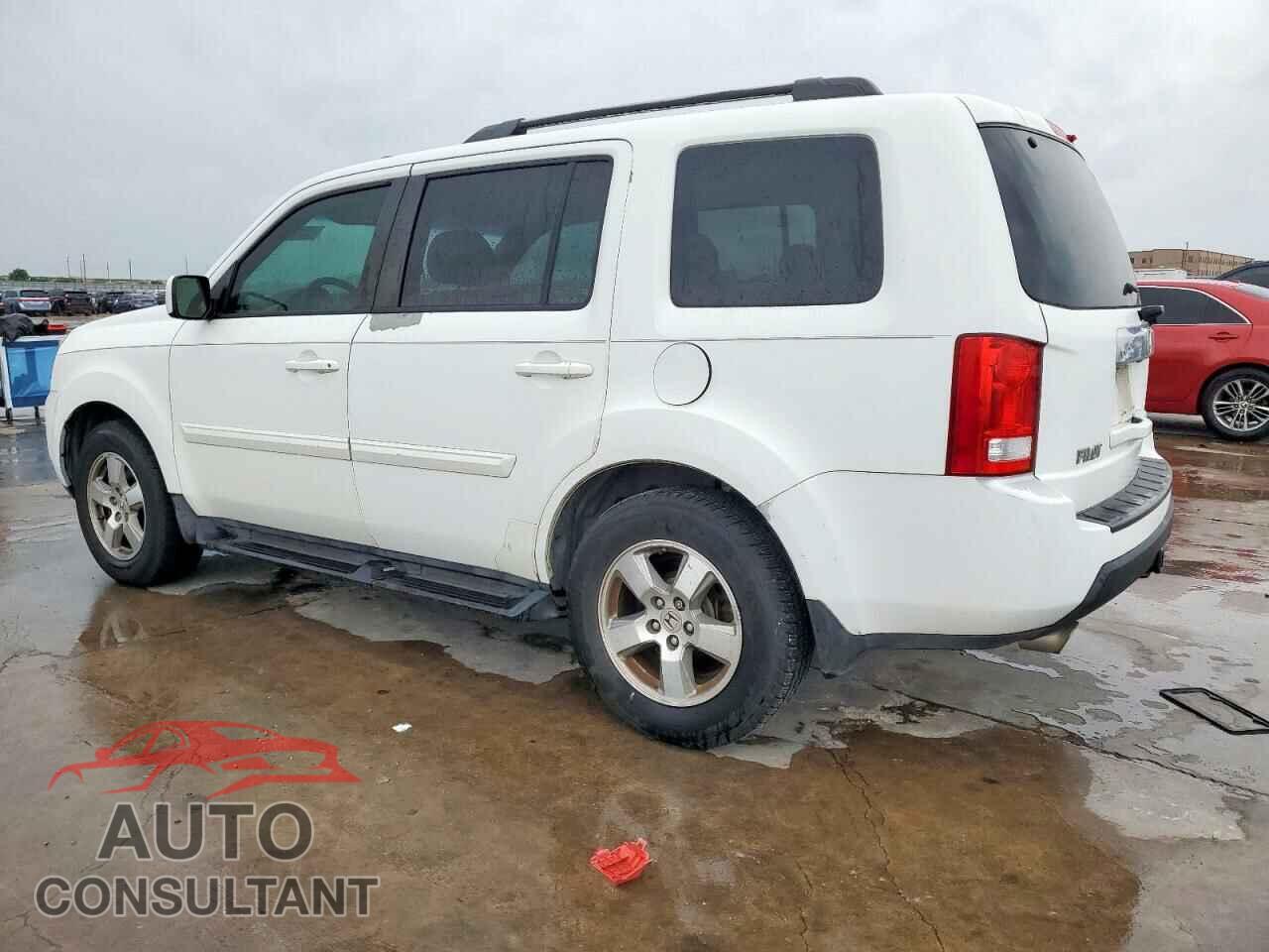 HONDA PILOT 2011 - 5FNYF3H51BB032849