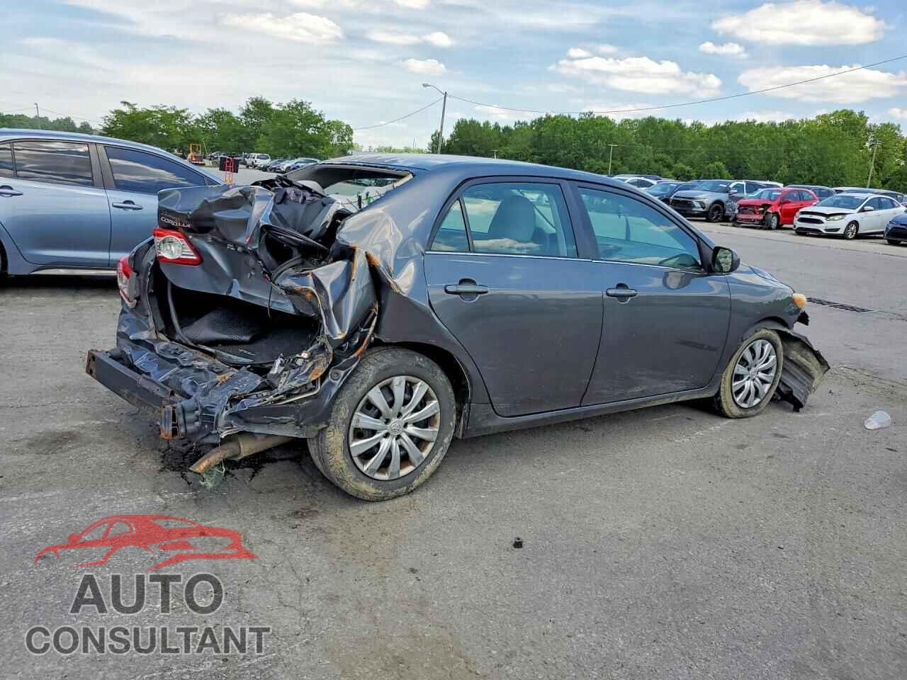 TOYOTA COROLLA 2013 - 2T1BU4EEXDC022611