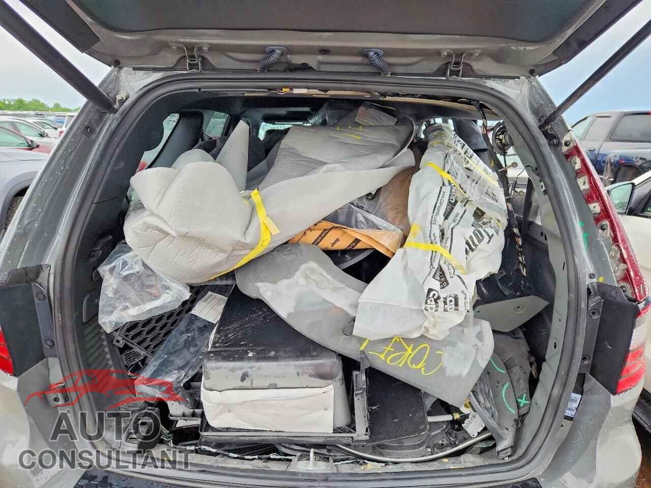 DODGE DURANGO 2023 - 1C4SDJCT6PC602757