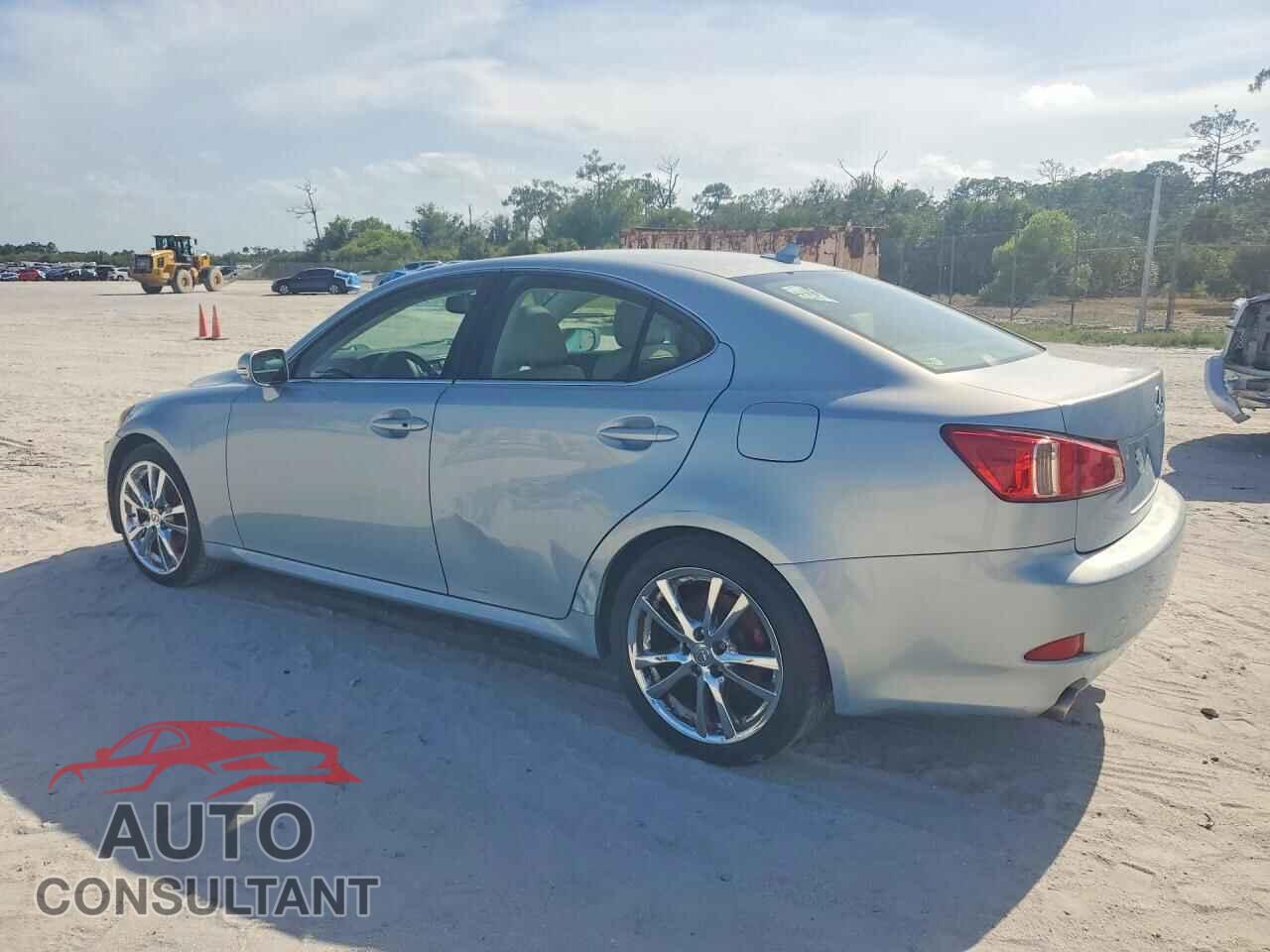 LEXUS IS 2013 - JTHBF5C26D5185339