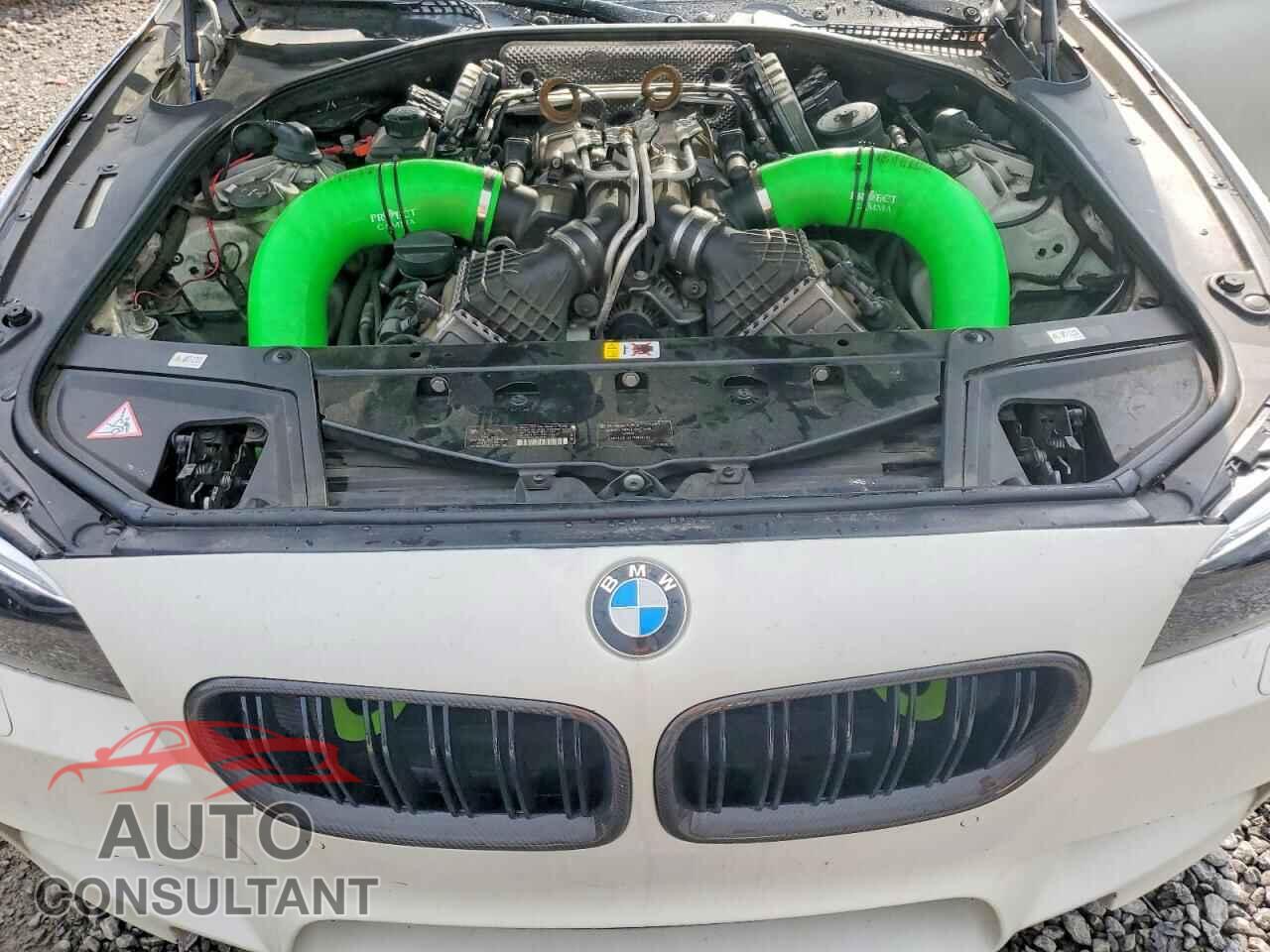 BMW M5 2013 - WBSFV9C52DC774089