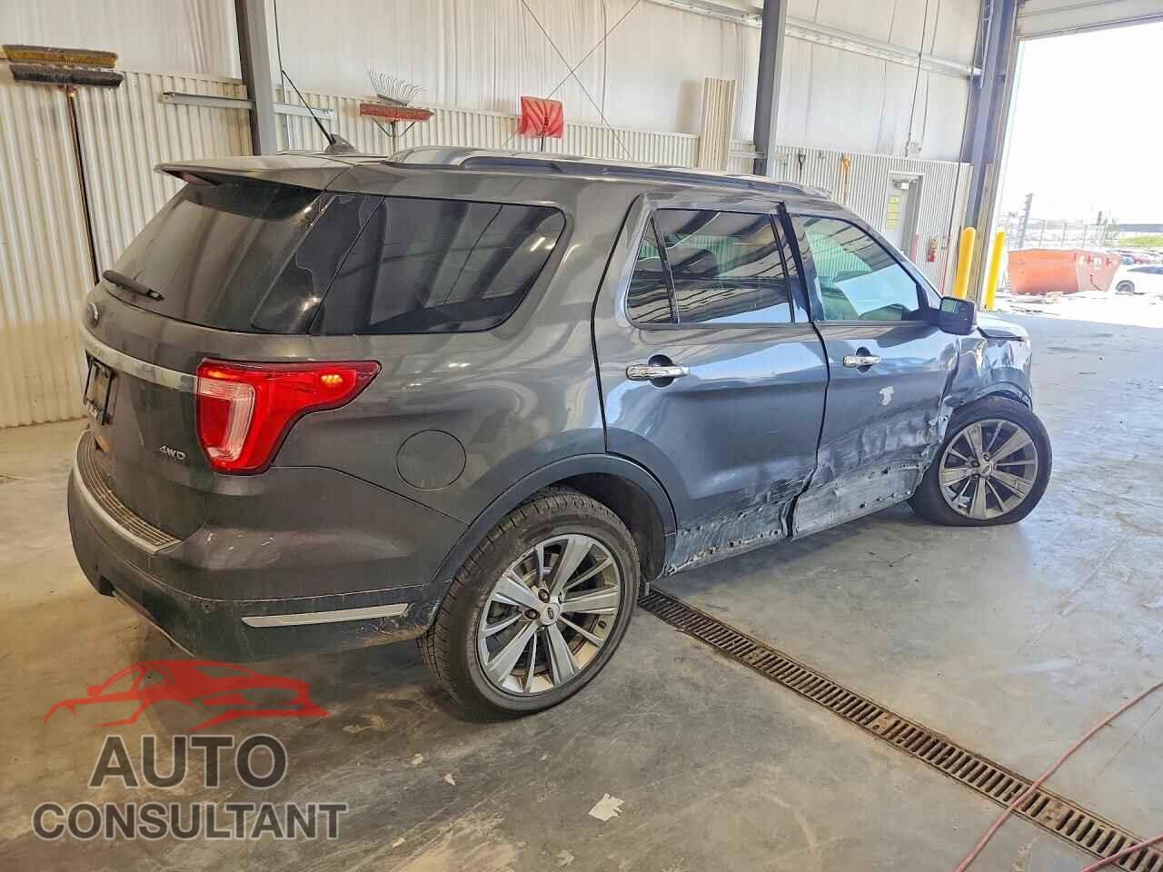 FORD EXPLORER 2018 - 1FM5K8F8XJGB45496