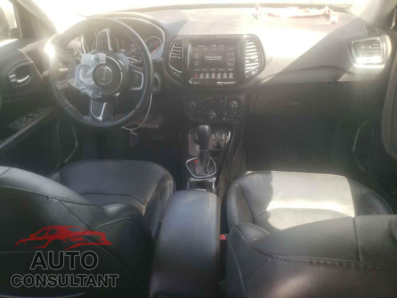 JEEP COMPASS 2020 - 3C4NJDCB3LT120423