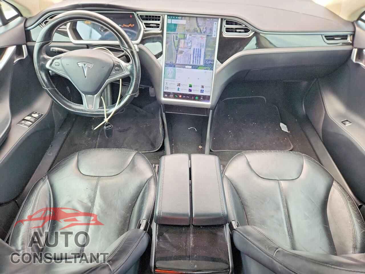 TESLA MODEL S 2013 - 5YJSA1CG2DFP28026