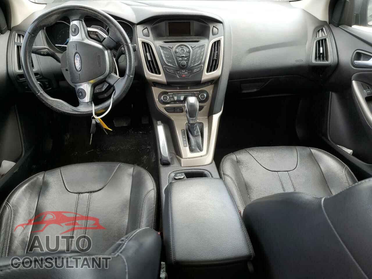 FORD FOCUS 2012 - 1FAHP3H28CL190726