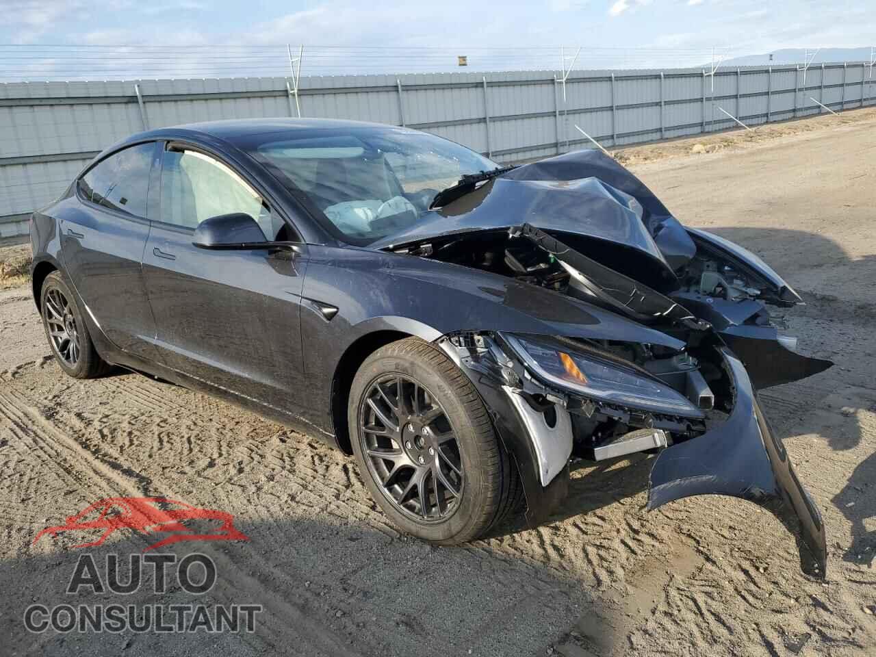 TESLA MODEL 3 2025 - 5YJ3E1EB3SF963316