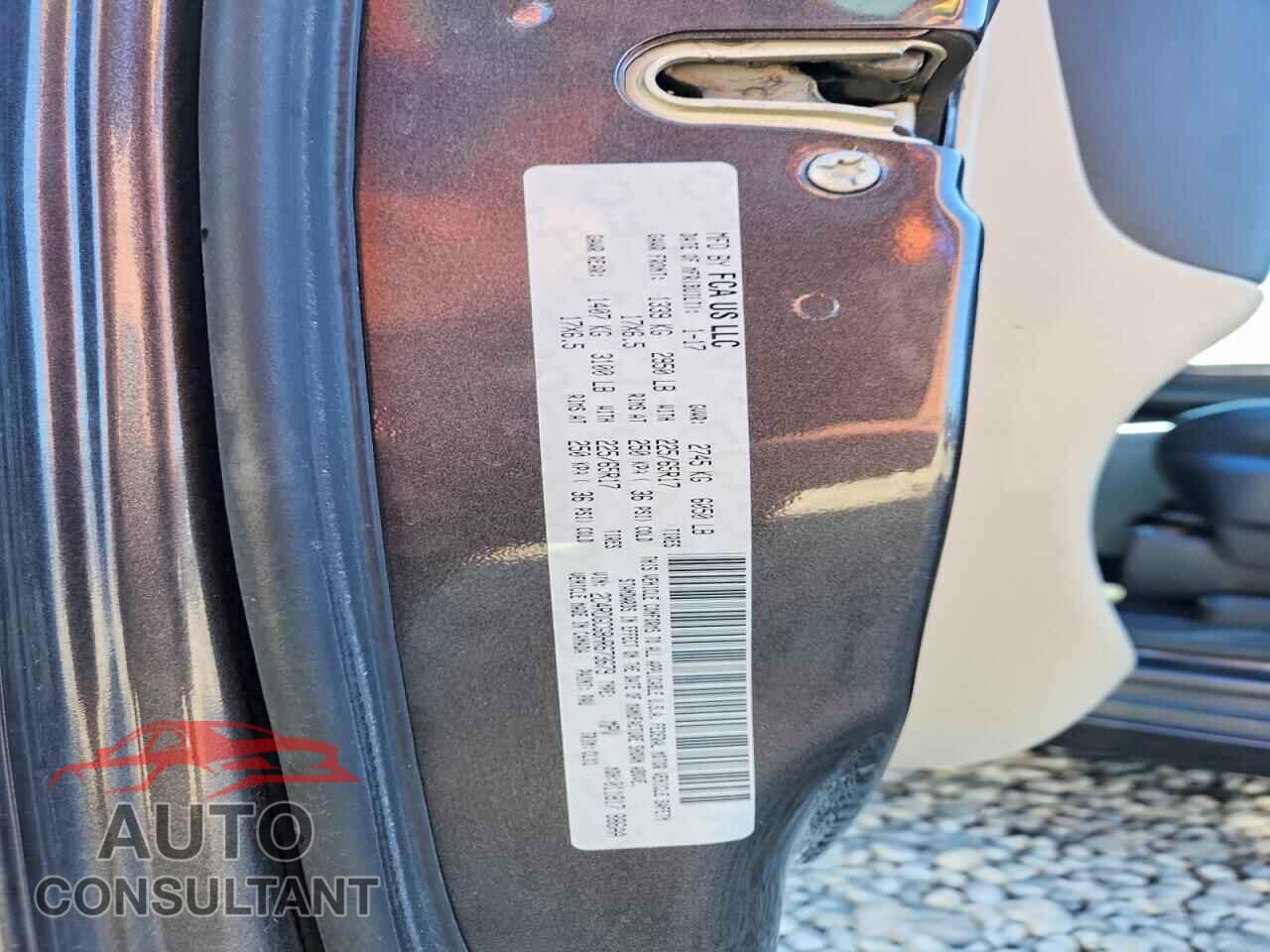 DODGE CARAVAN 2017 - 2C4RDGCG8HR673679