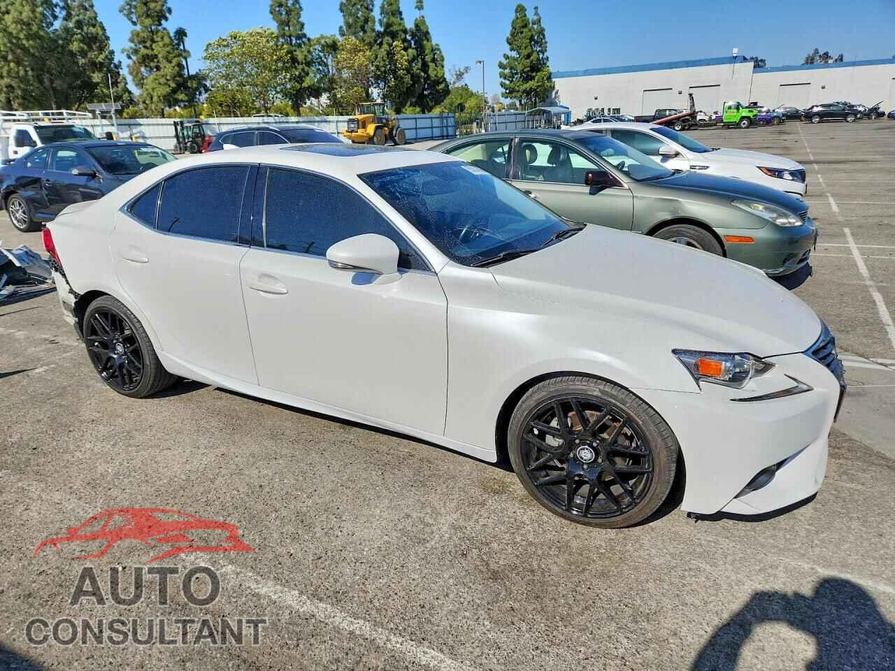 LEXUS IS 2015 - JTHBF1D24F5081412