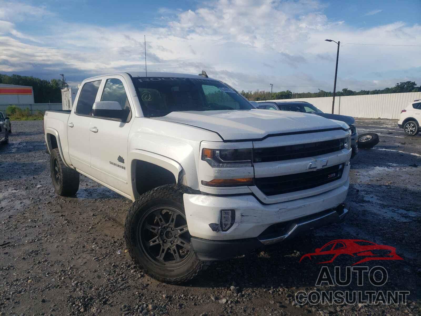 CHEVROLET SILVERADO 2017 - 3GCUKREC2HG108601