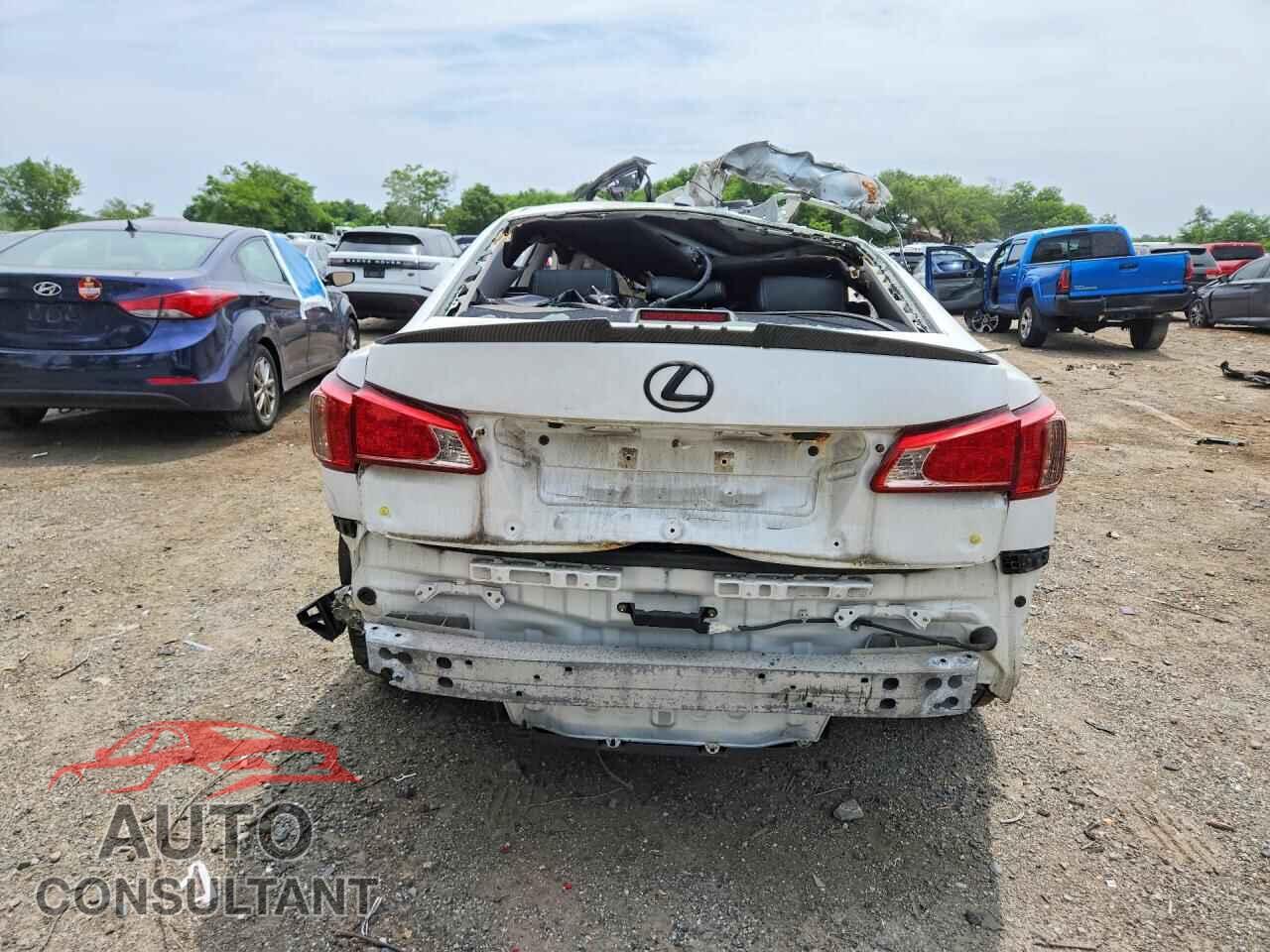LEXUS IS 2012 - JTHCF5C28C5057266