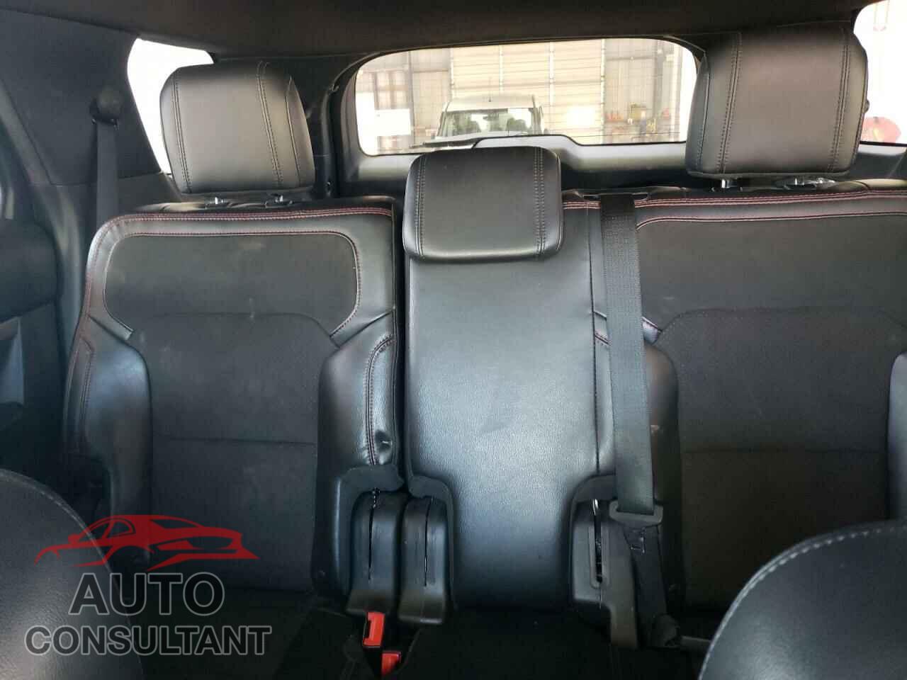 FORD EXPLORER 2018 - 1FM5K8D87JGB98594