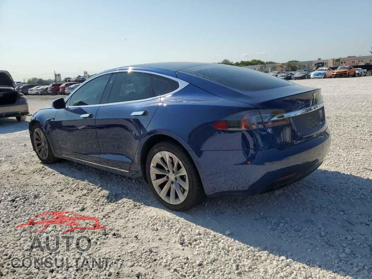 TESLA MODEL S 2017 - 5YJSA1E25HF215893