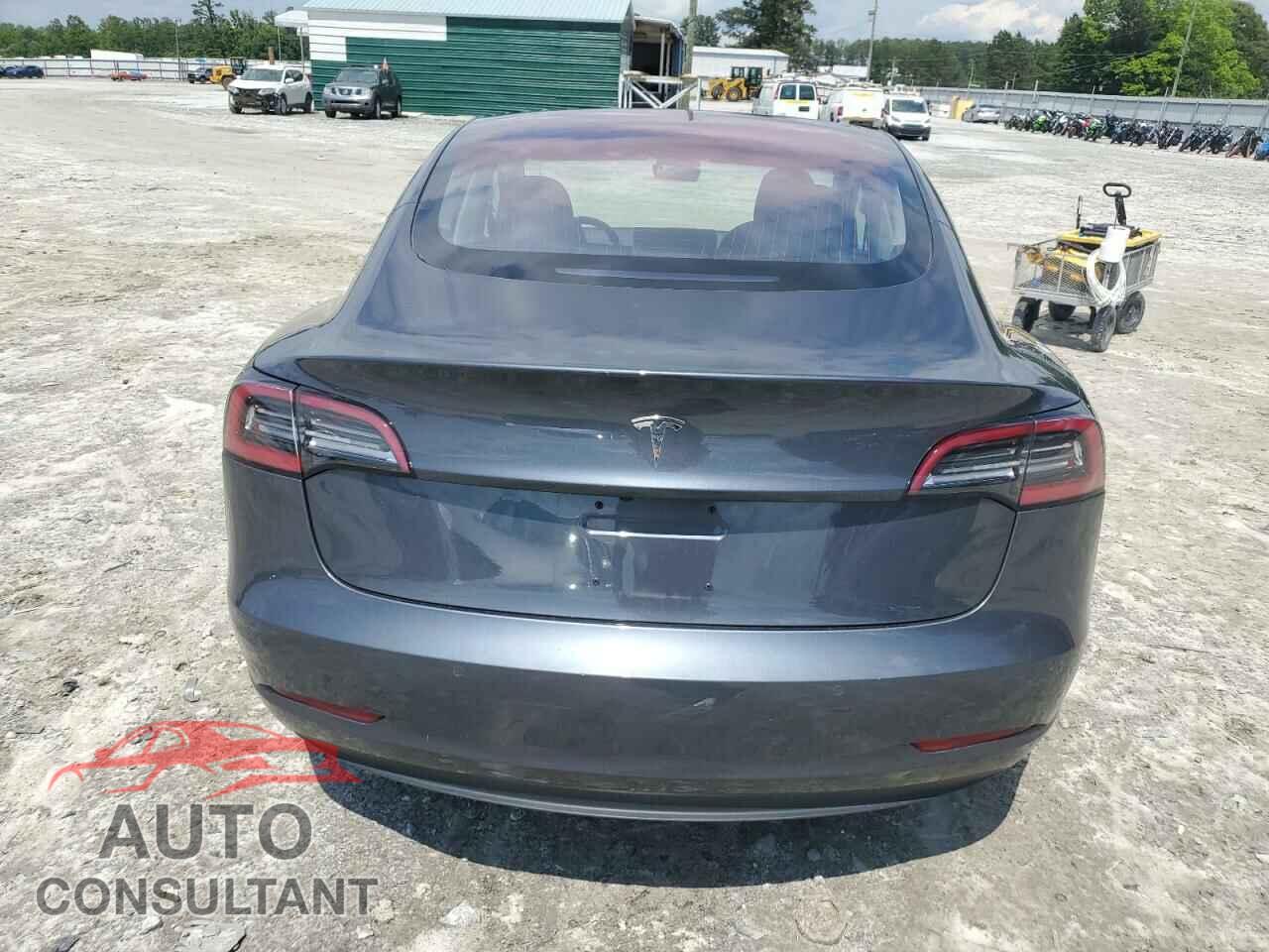TESLA MODEL 3 2018 - 5YJ3E1EA2JF006827