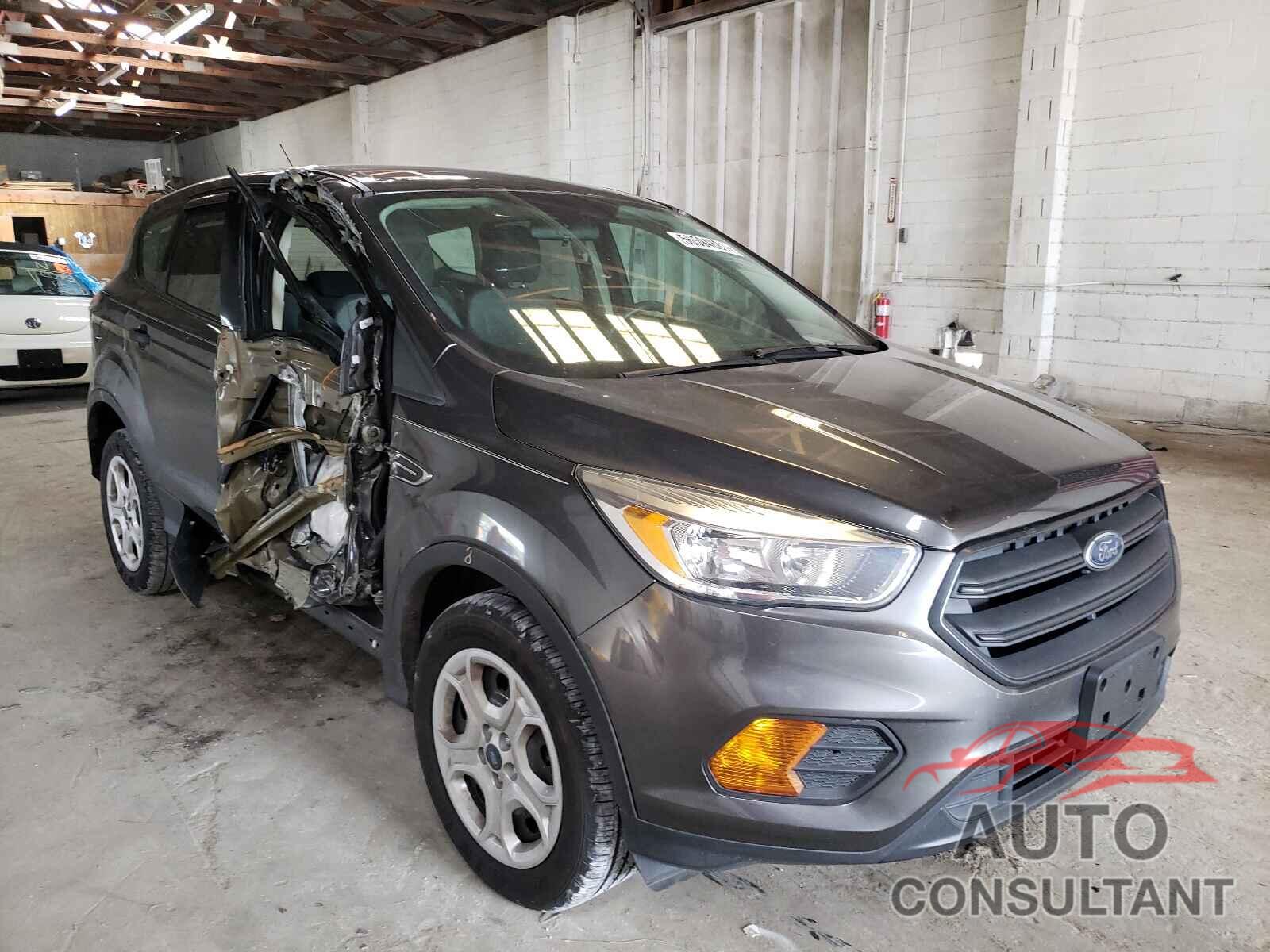 FORD ESCAPE 2017 - 1FMCU0F72HUB71192