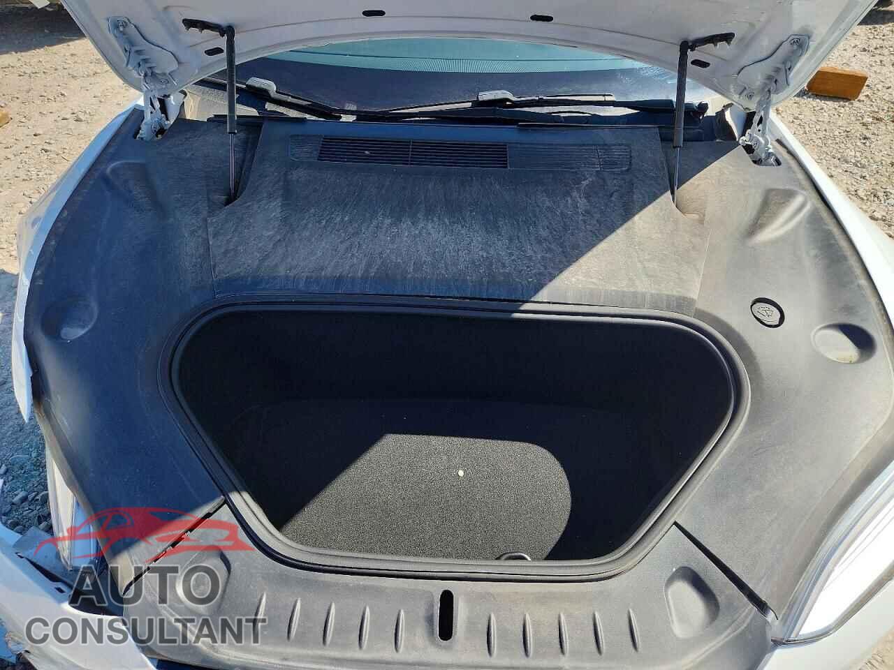 TESLA MODEL S 2021 - 5YJSA1E68MF431914