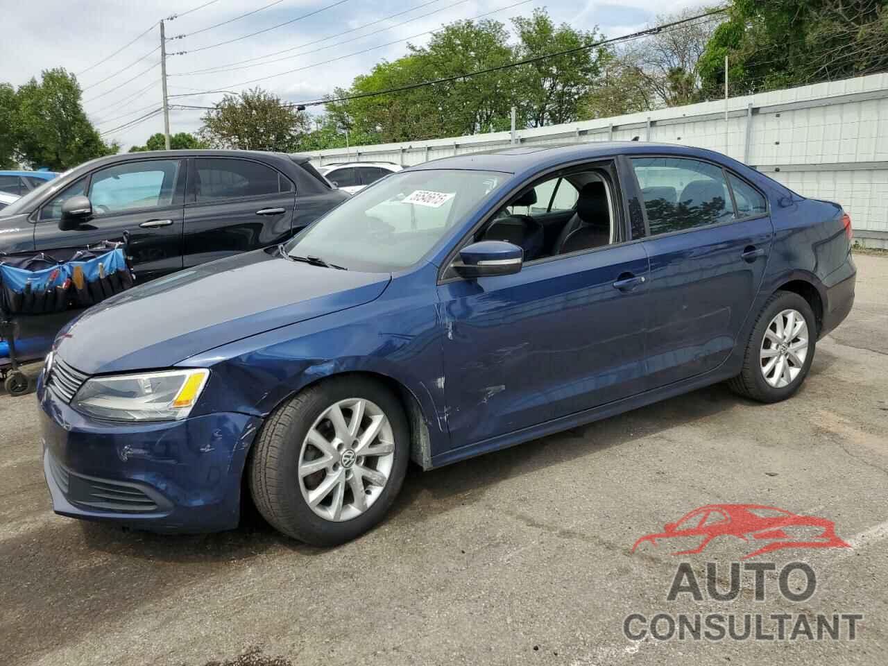 VOLKSWAGEN JETTA 2011 - 3VWDX7AJ8BM322833