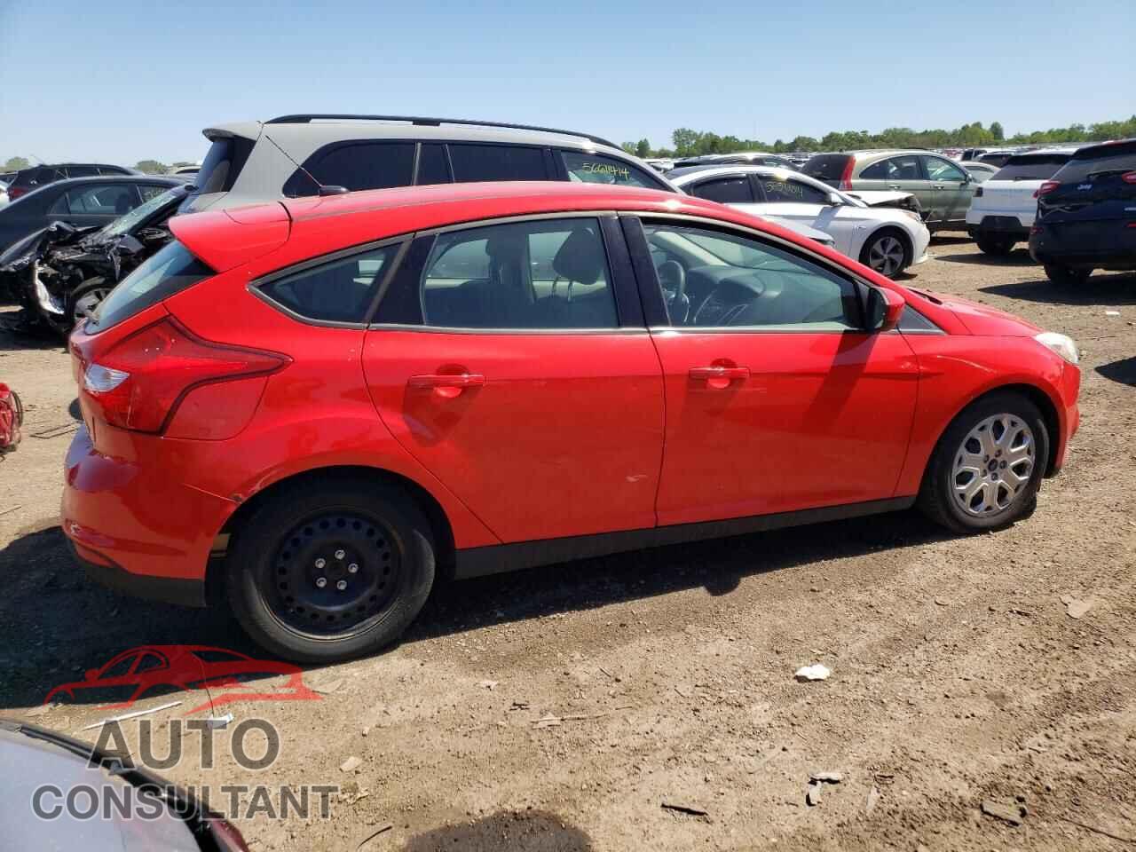 FORD FOCUS 2012 - 1FAHP3K26CL361014