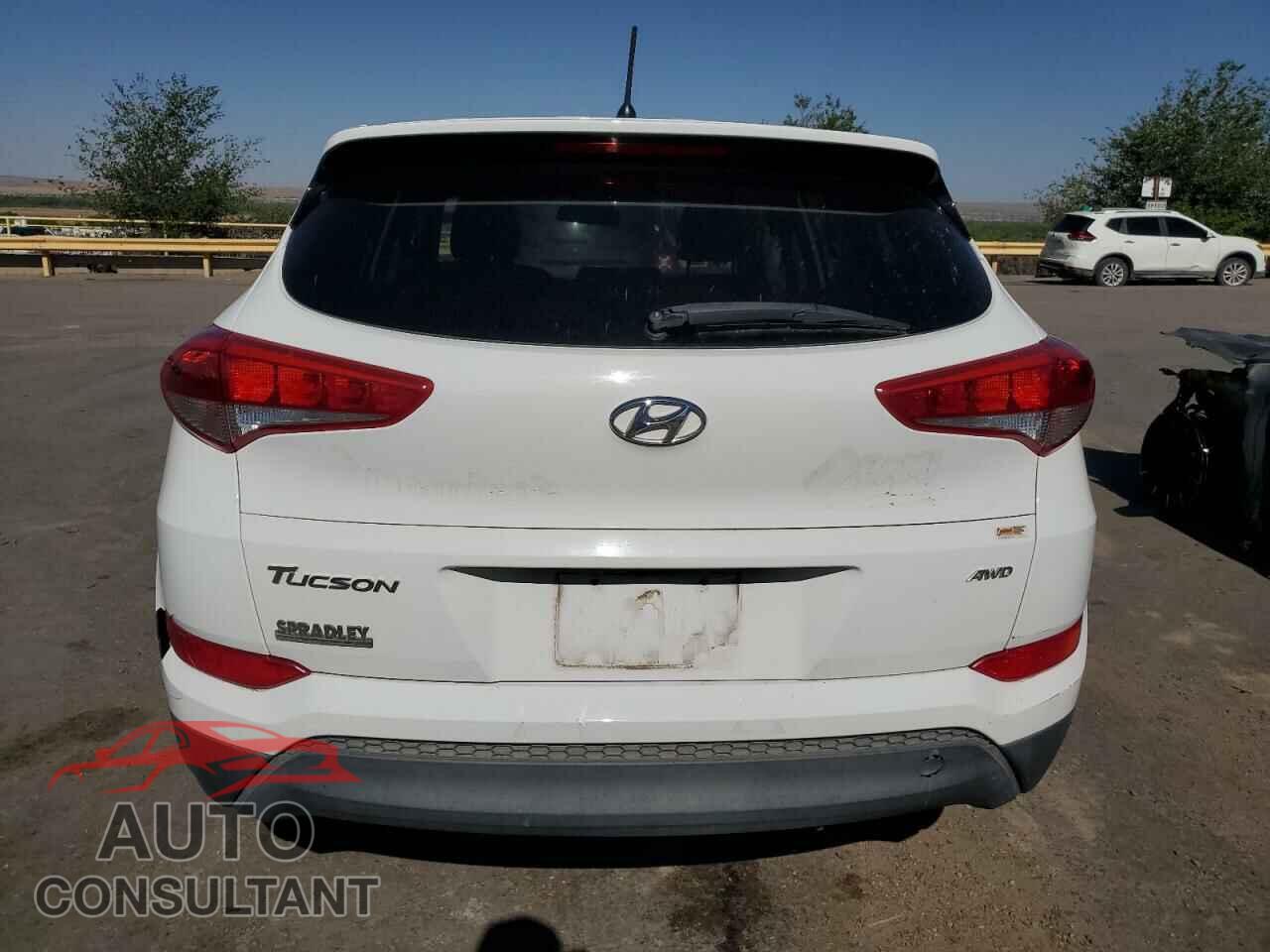 HYUNDAI TUCSON 2018 - KM8J2CA47JU710469