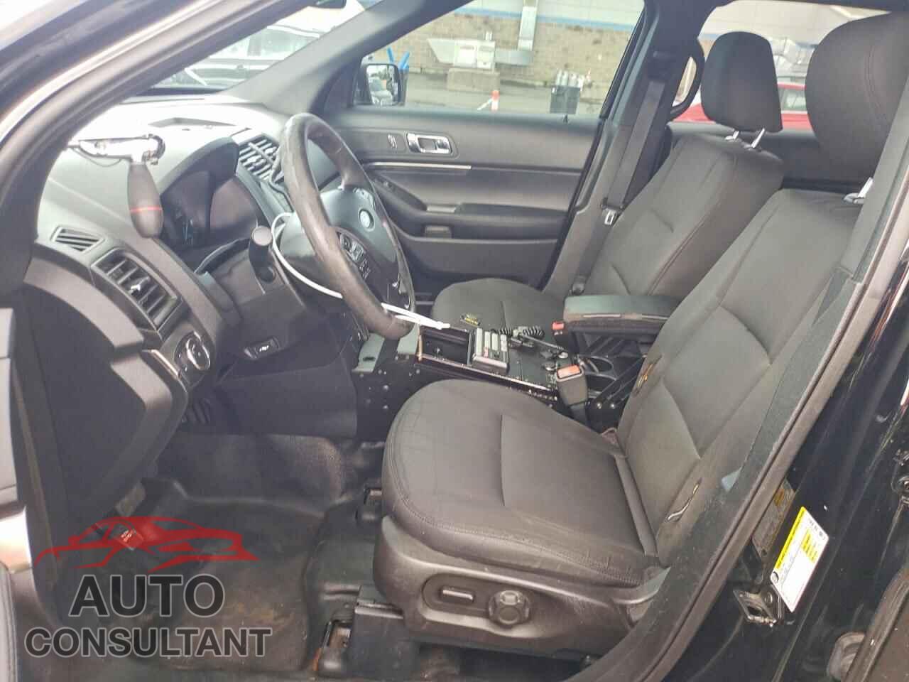 FORD EXPLORER 2018 - 1FM5K8AR8JGB12318