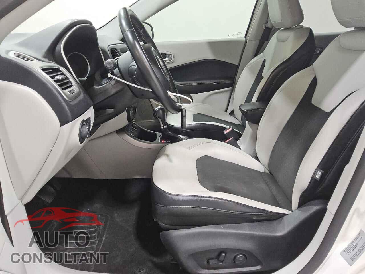 JEEP COMPASS 2017 - 3C4NJCBB3HT682213