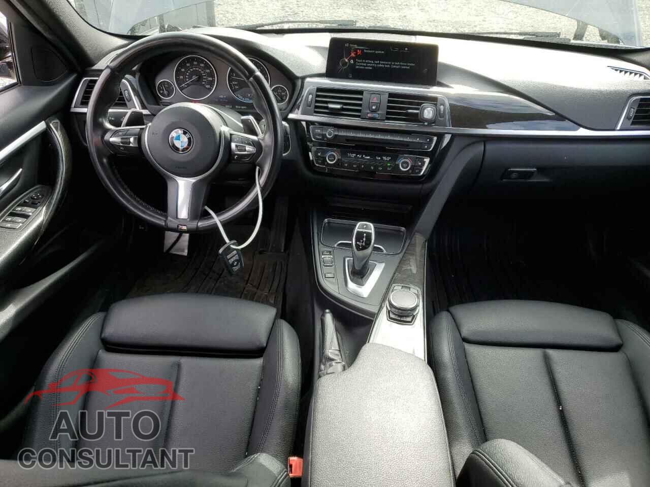 BMW 3 SERIES 2016 - WBA8E3G54GNU04128