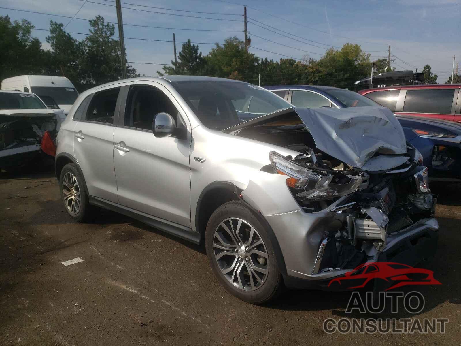 MITSUBISHI OUTLANDER 2019 - JA4AR3AU6KU007425