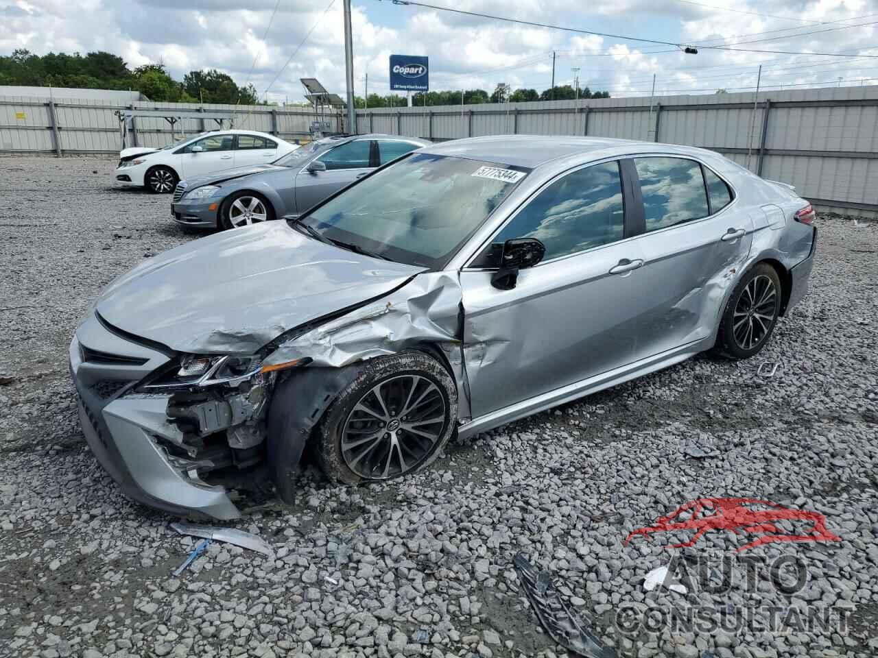 TOYOTA CAMRY 2018 - 4T1B11HK0JU071240