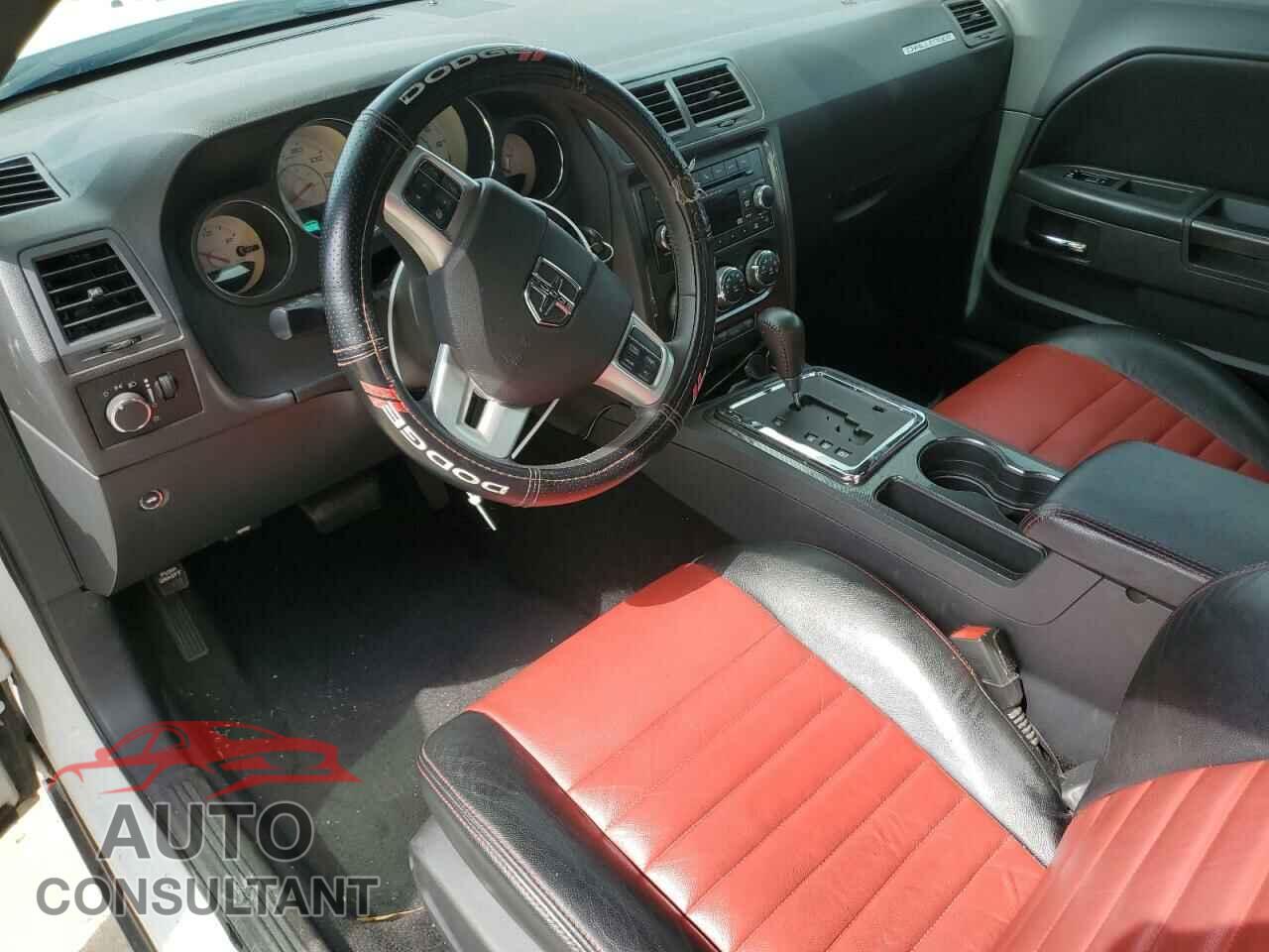 DODGE CHALLENGER 2013 - 2C3CDYAG9DH524393