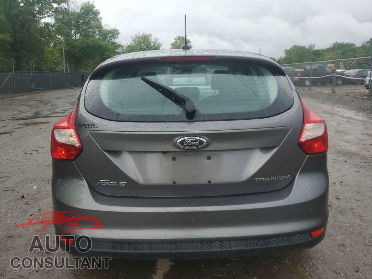 FORD FOCUS 2012 - 1FAHP3N24CL182773