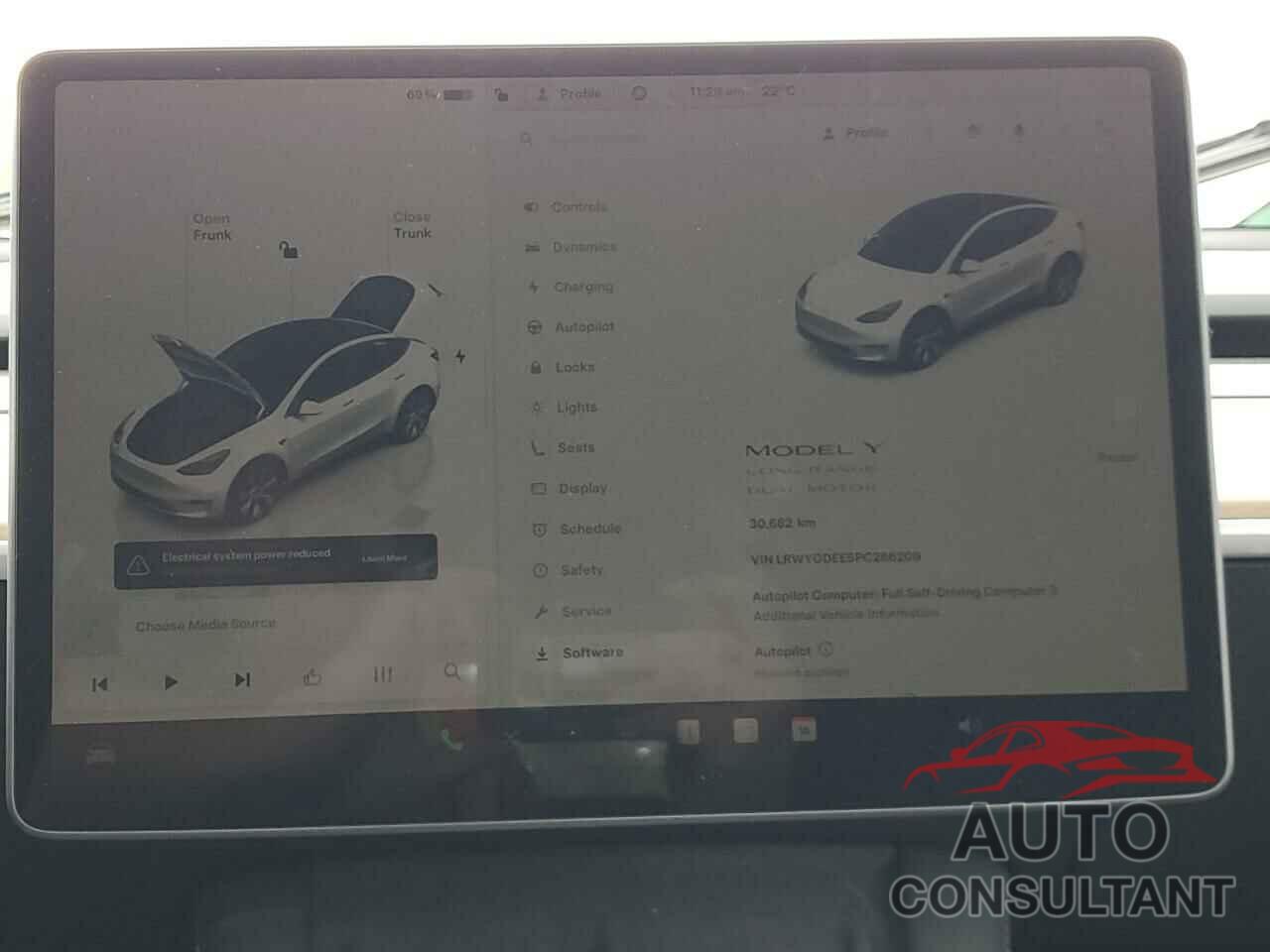 TESLA MODEL Y 2023 - LRWYGDEE5PC266209