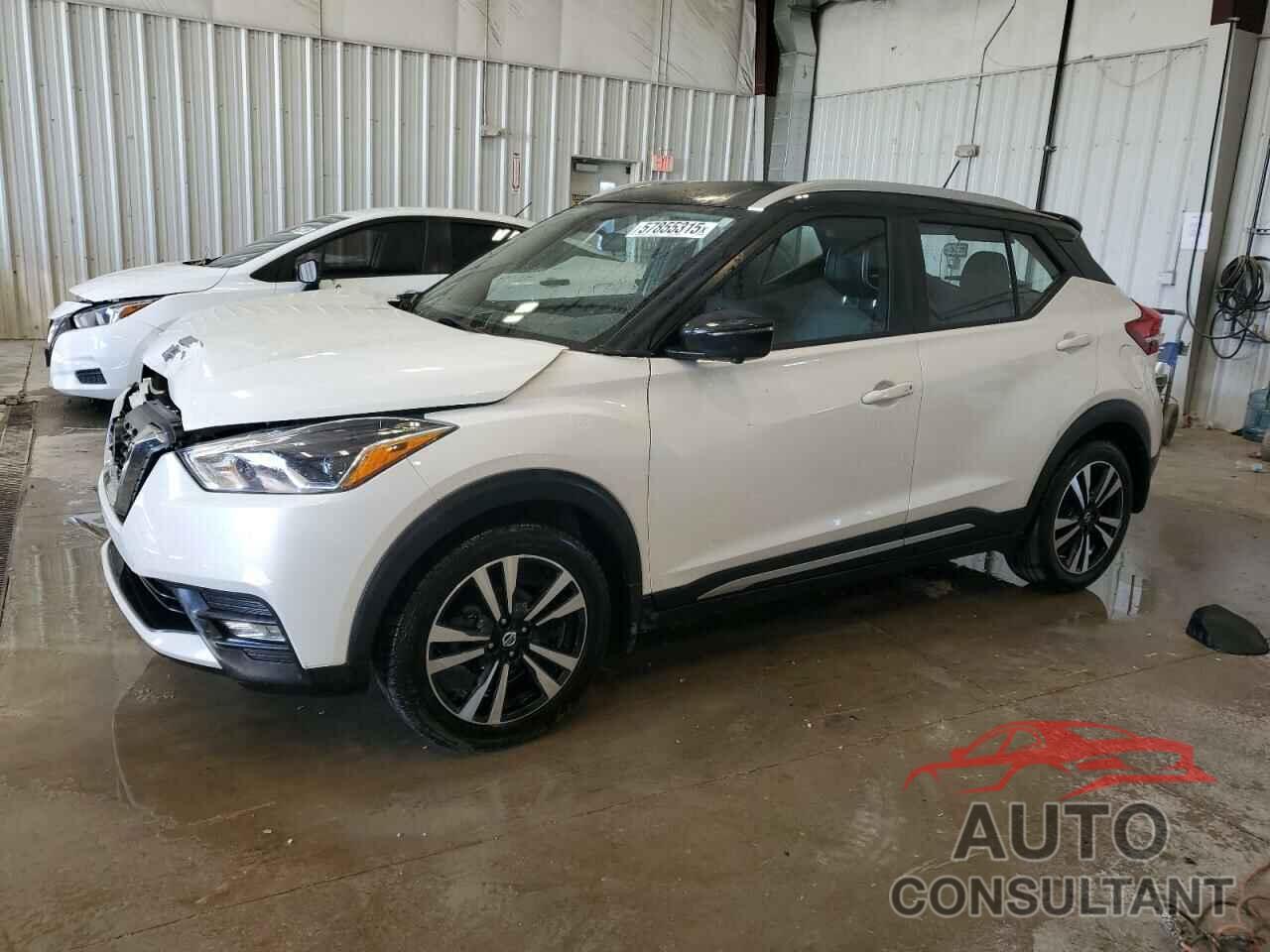NISSAN KICKS 2018 - 3N1CP5CU6JL511160