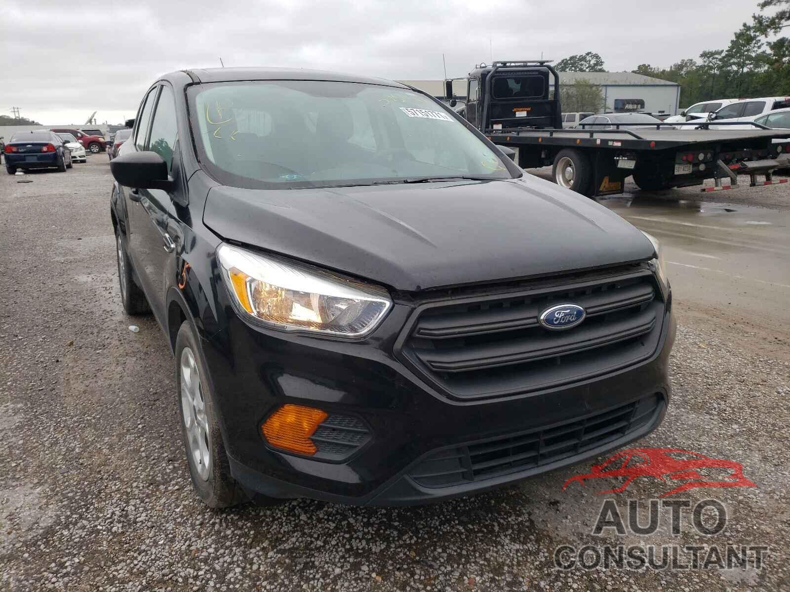 FORD ESCAPE 2017 - 1FMCU0F75HUA88548