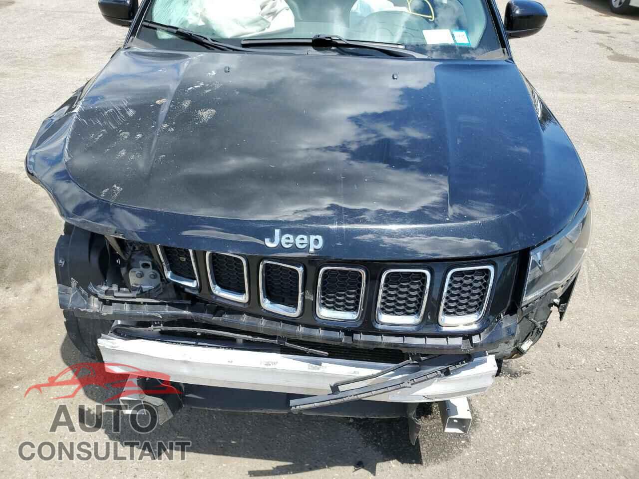 JEEP COMPASS 2018 - 3C4NJDBB1JT458093