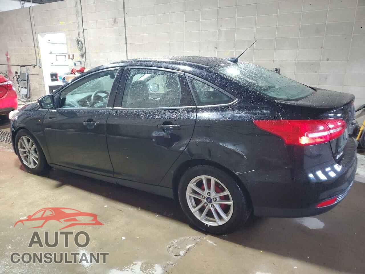 FORD FOCUS 2017 - 1FADP3F23HL244667