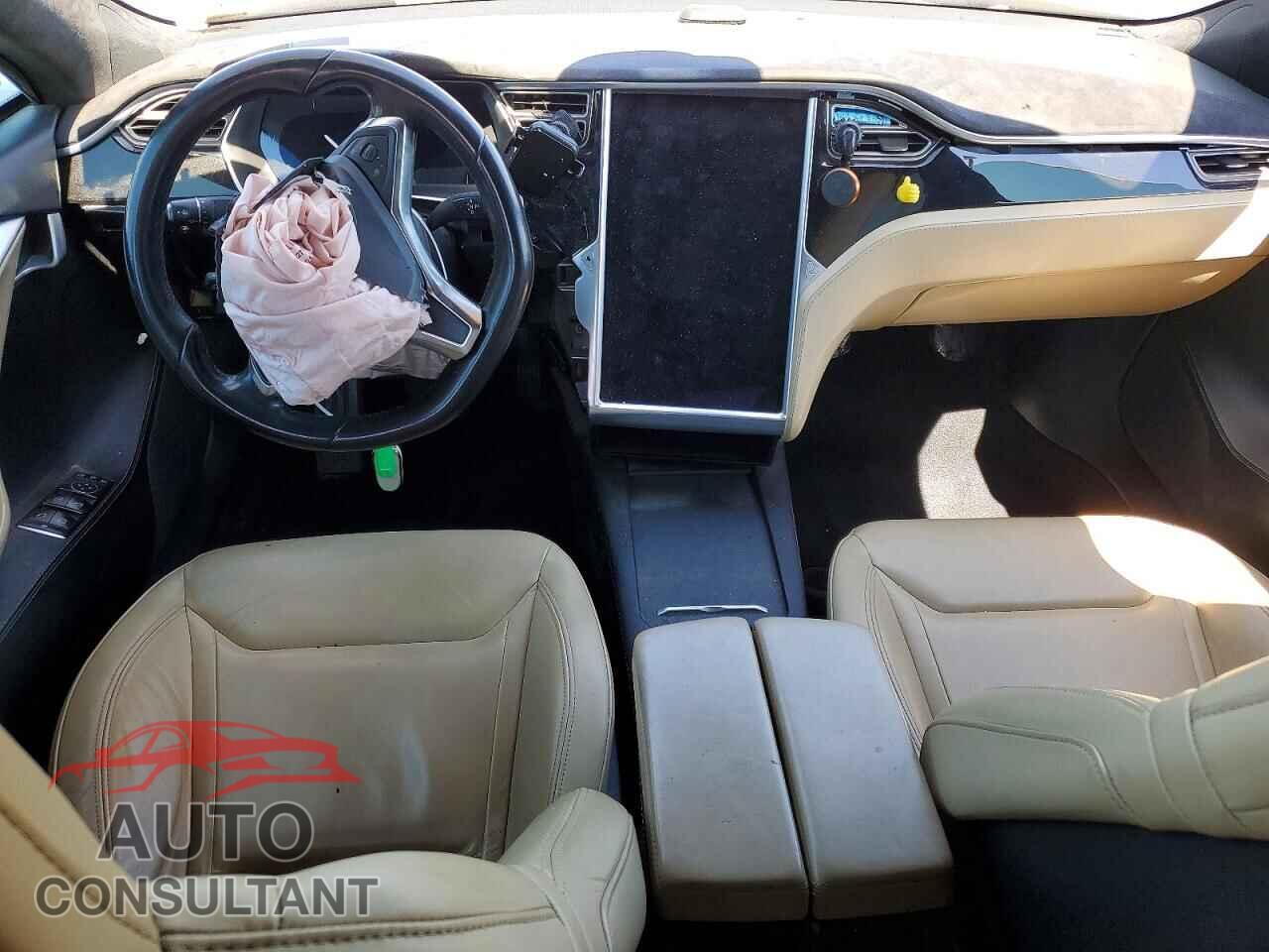 TESLA MODEL S 2016 - 5YJSA1E2XGF138968