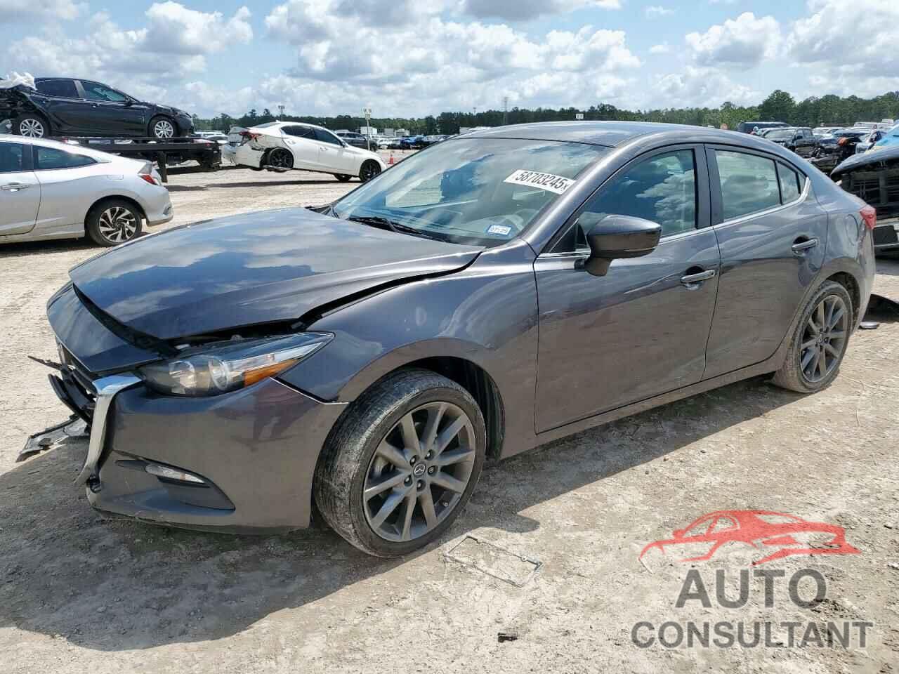 MAZDA 3 2018 - 3MZBN1V38JM274318
