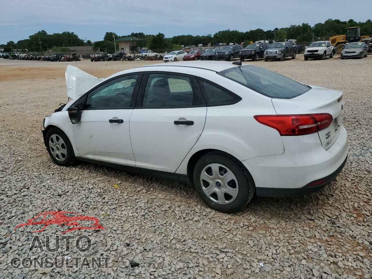 FORD FOCUS 2017 - 1FADP3E22HL274597