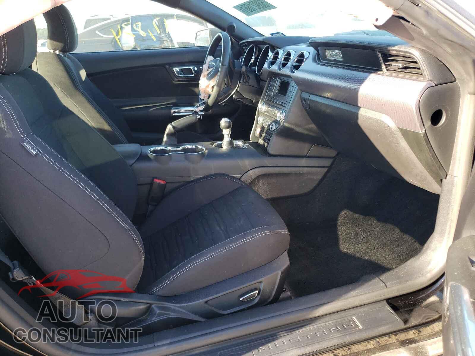 FORD MUSTANG 2017 - 1FA6P8CF6H5240601