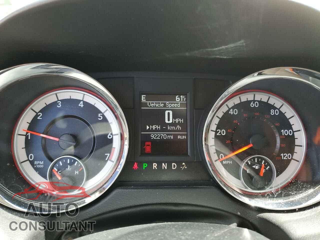 DODGE CARAVAN 2013 - 2C4RDGDG9DR693531