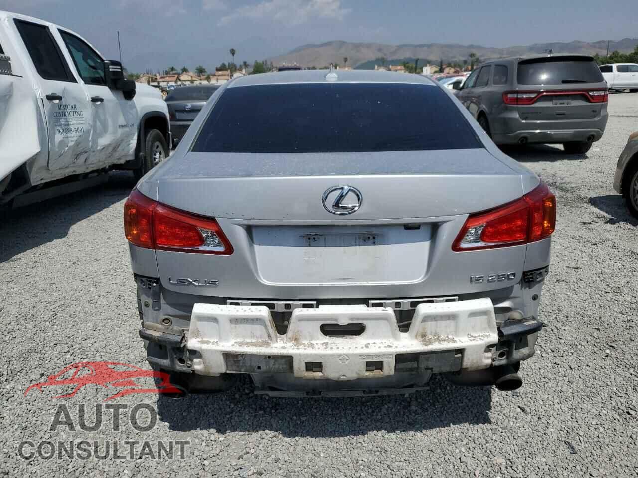 LEXUS IS 2009 - JTHBK262X95092000