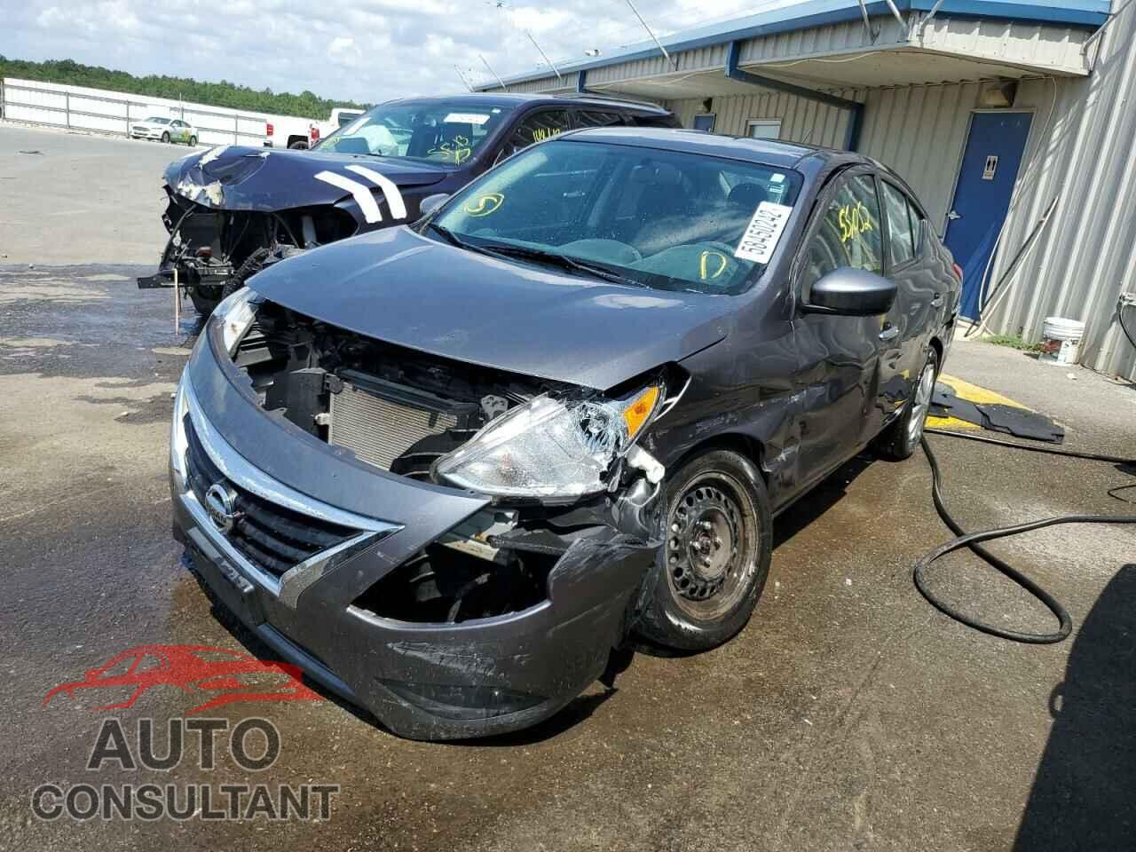 NISSAN VERSA 2017 - 3N1CN7AP6HL897409