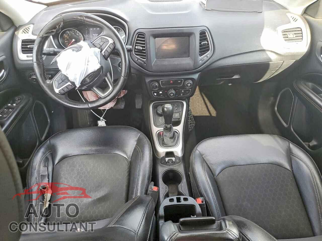 JEEP COMPASS 2019 - 3C4NJDBB6KT652863