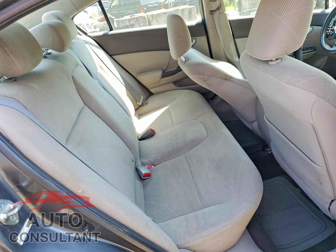 HONDA CIVIC 2012 - 2HGFB2F66CH550476