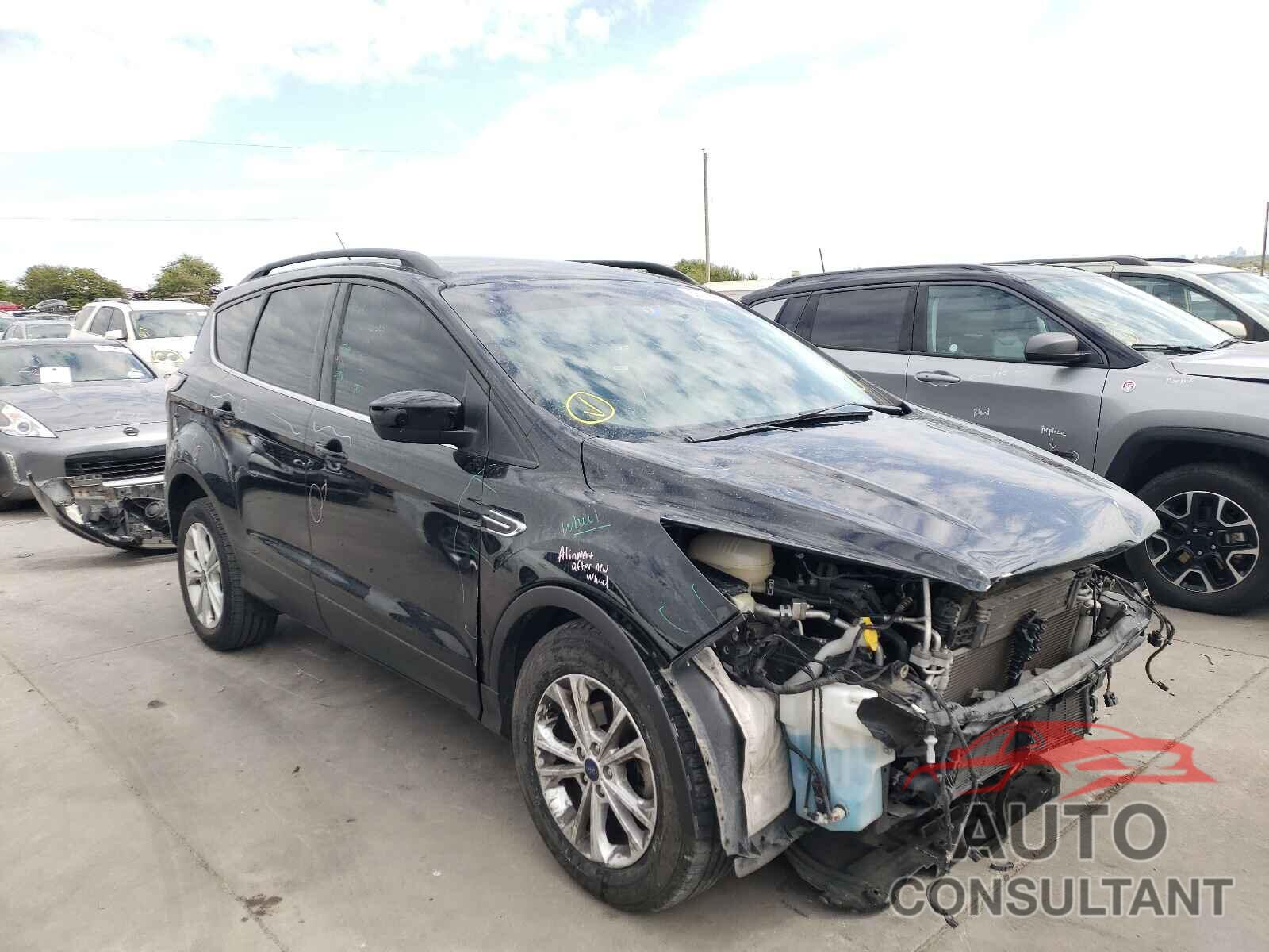 FORD ESCAPE 2017 - 1FMCU0GD8HUC47826