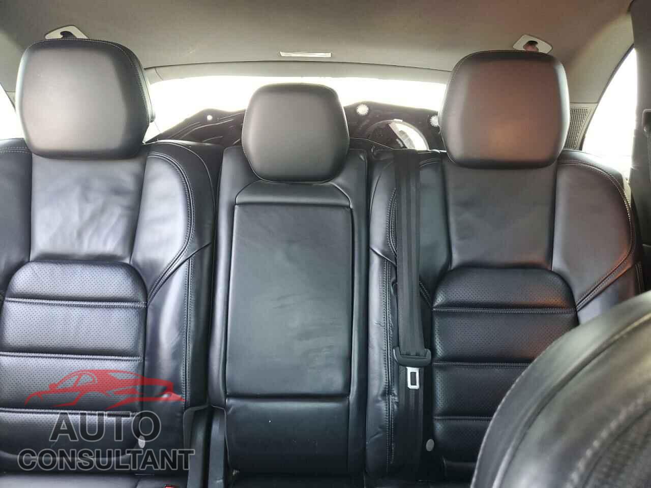 PORSCHE CAYENNE 2015 - WP1AE2A24FLA50942
