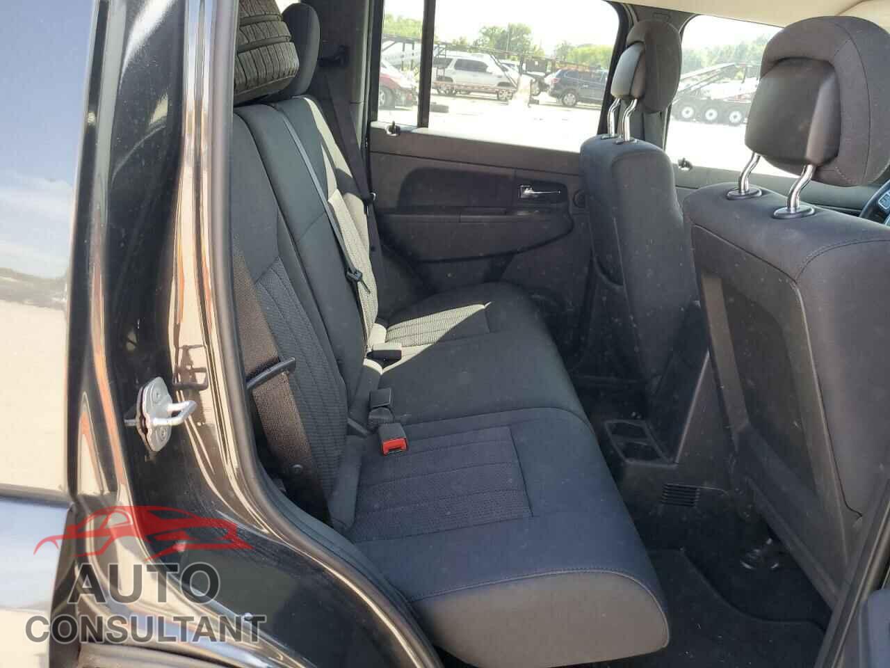 JEEP LIBERTY 2011 - 1J4PN2GK2BW549888