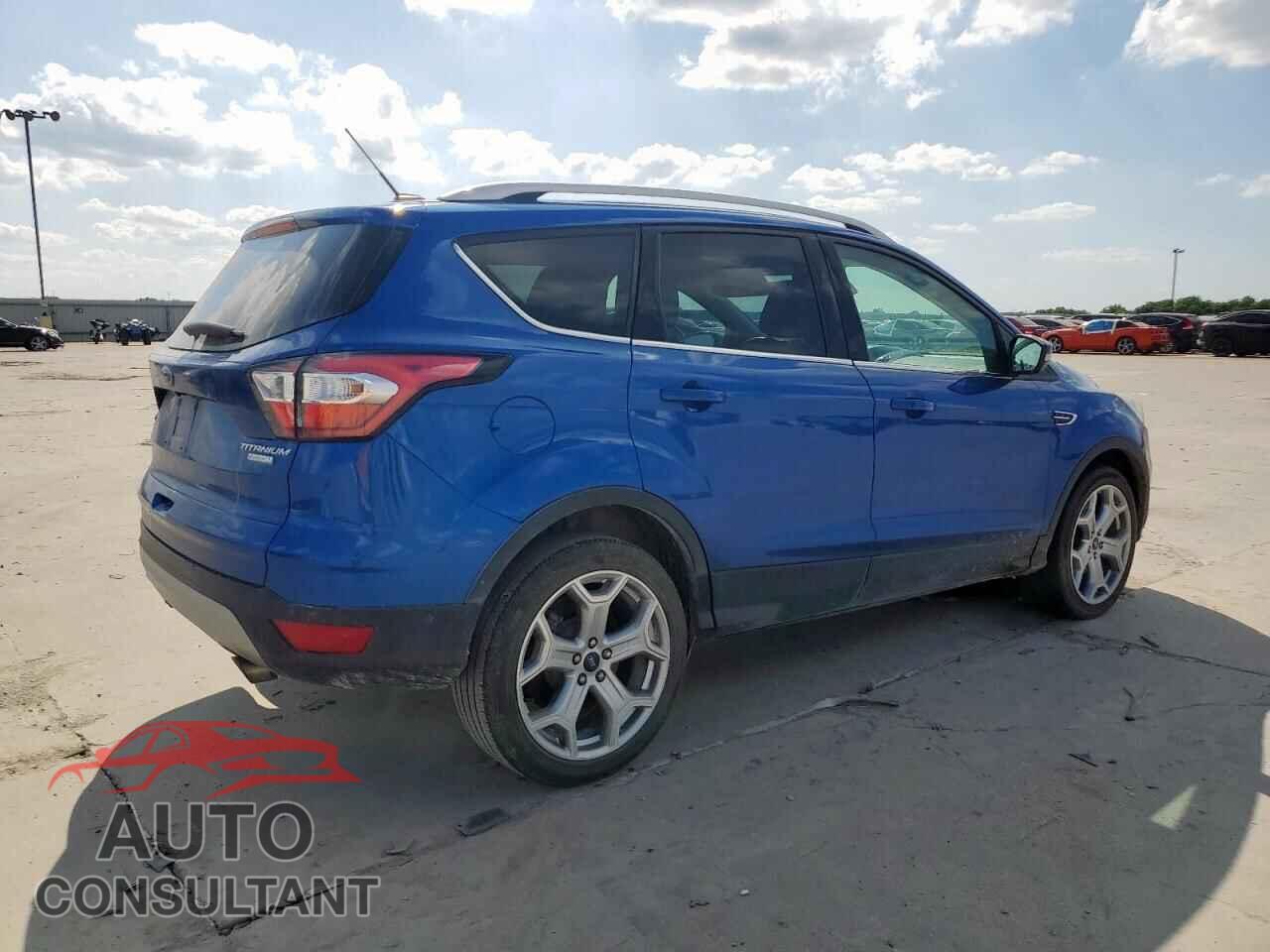 FORD ESCAPE 2017 - 1FMCU0JD7HUE32989