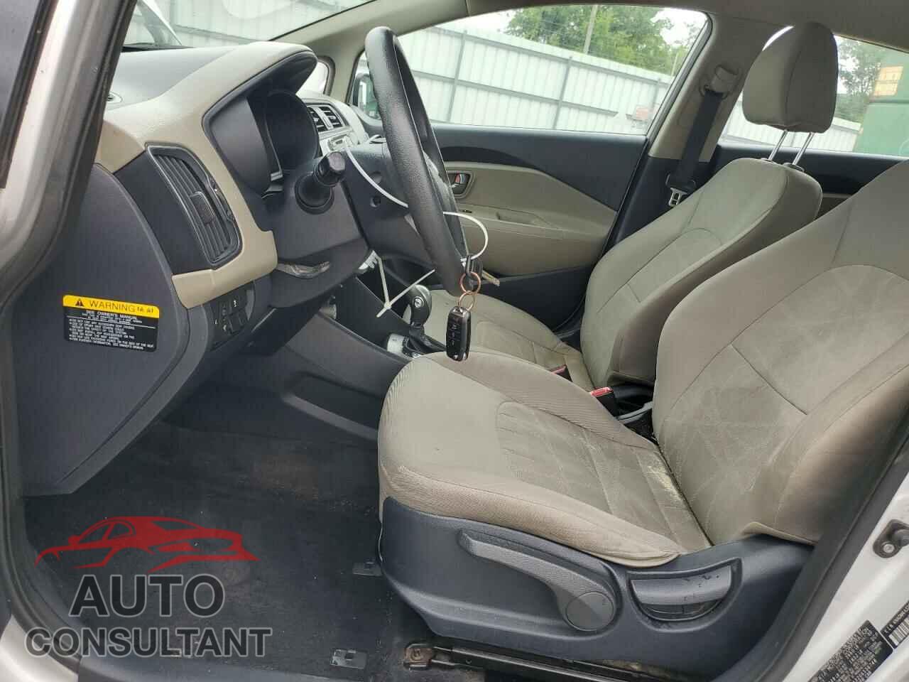 KIA RIO 2016 - KNADM4A32G6536748